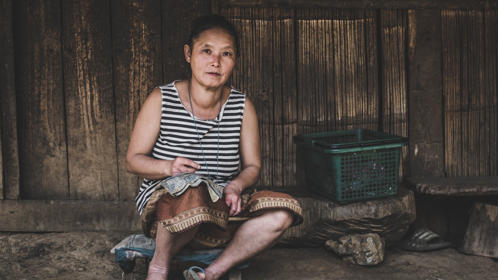 Lady working with tools